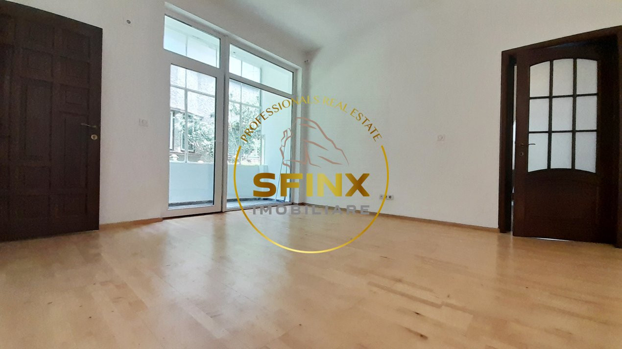Apartament 3 camere de vanzare zona Lister-Piata Operei