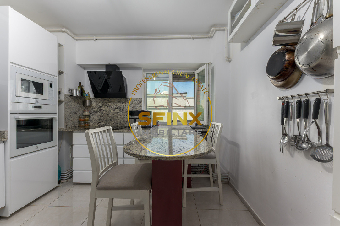Apartament 4 Camere Piața Universității - Bloc Dunarea 