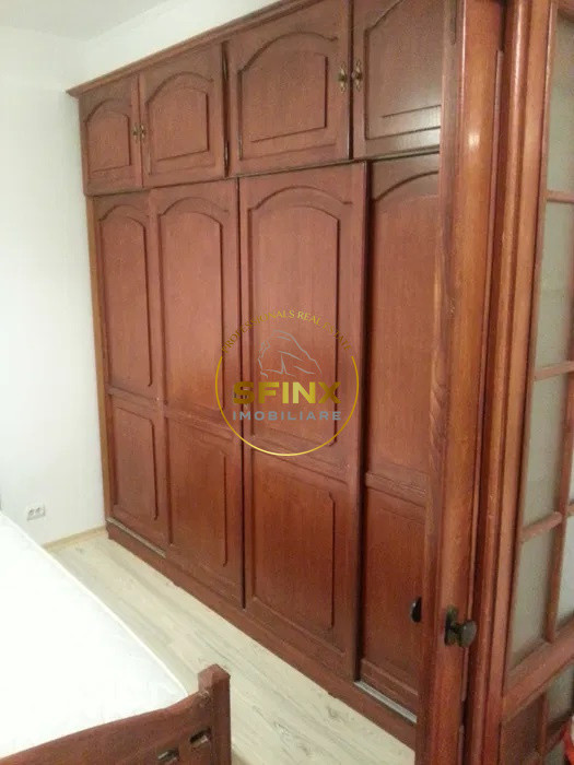 De vanzare 2 camere zona Tepes Voda 