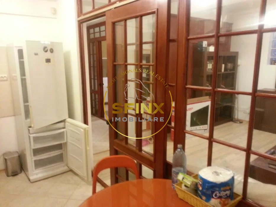 De vanzare 2 camere zona Tepes Voda 