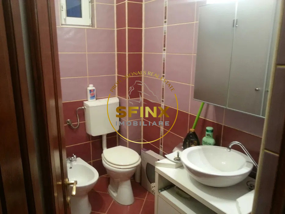 De vanzare 2 camere zona Tepes Voda 