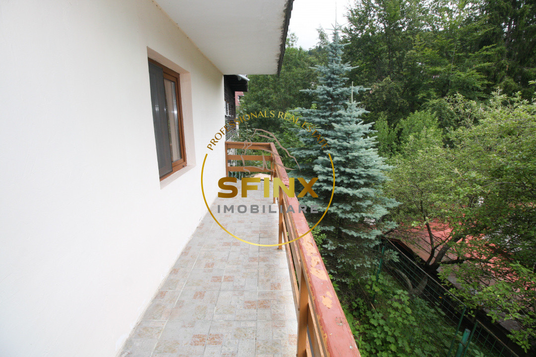 Vila Sinaia 8 camere | garaj | acces usor