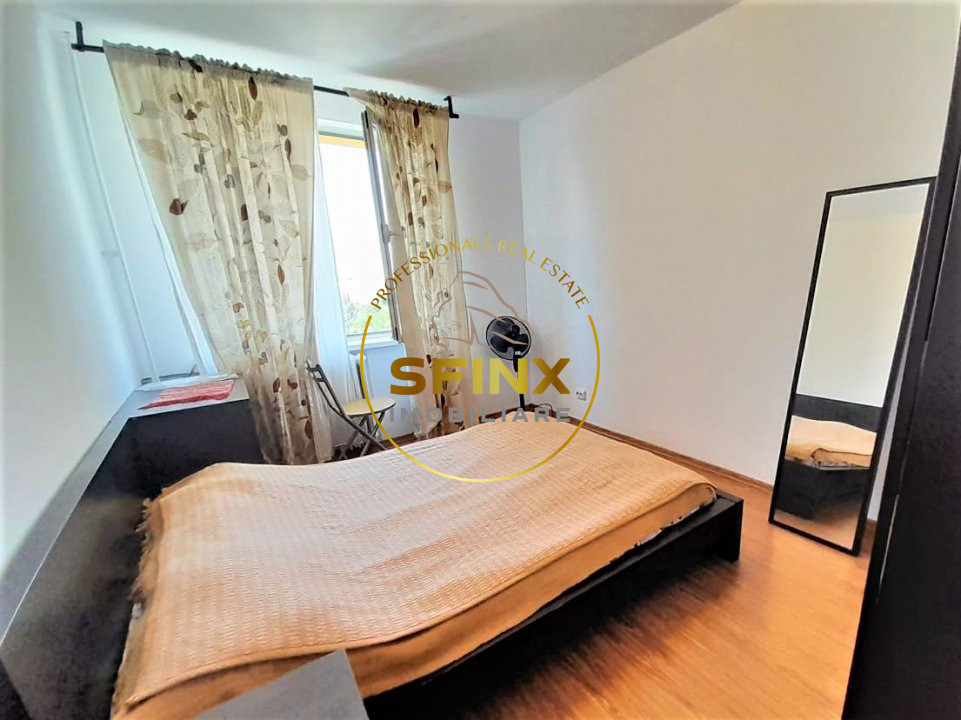 De vanzare - apartament 3 camere semidecomandate, luminos 
