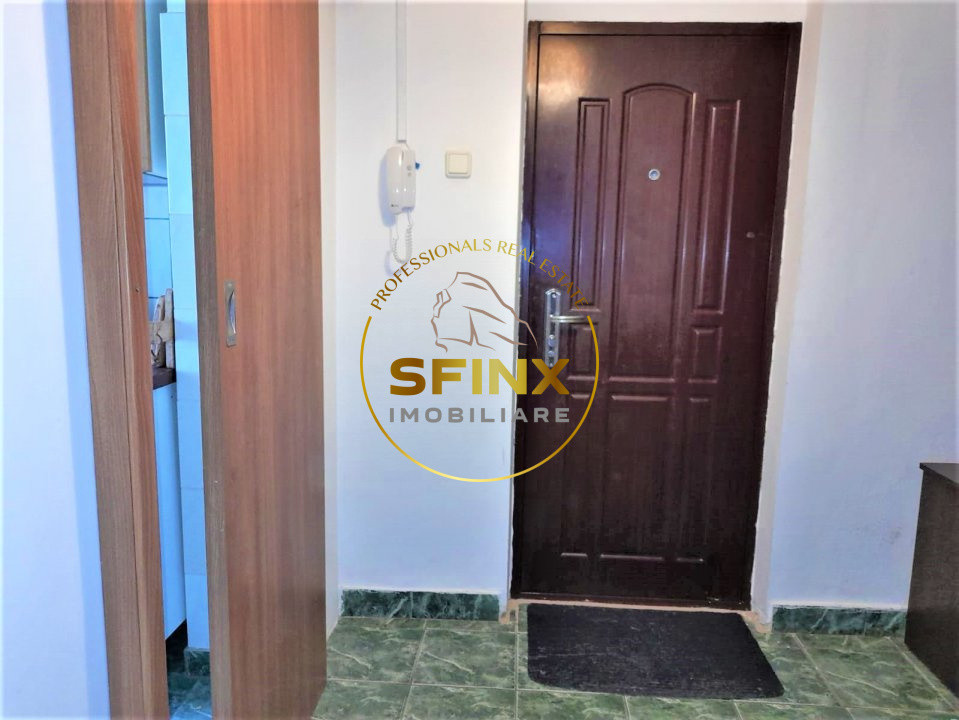 De vanzare - apartament 3 camere semidecomandate, luminos 