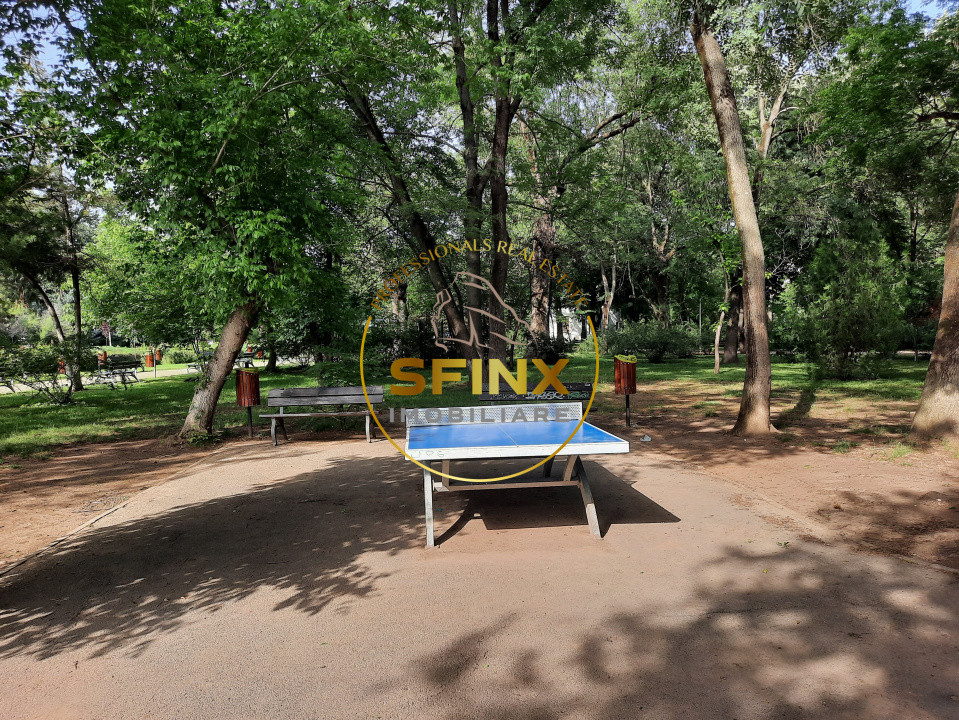 Langa Parcul Bazilescu, vila bine construita, curte frumoasa, strada linistita