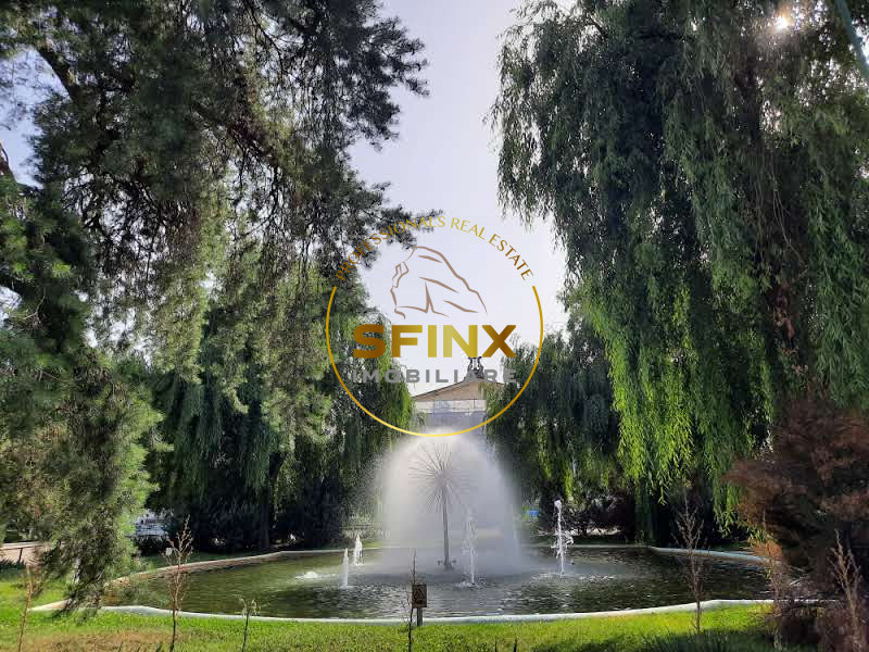 Langa Parcul Bazilescu, vila bine construita, curte frumoasa, strada linistita