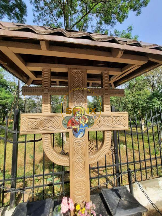 Langa Parcul Bazilescu, vila bine construita, curte frumoasa, strada linistita