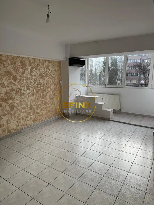 De inchiriat 3 camere pretabil sediu firma Militari-Gorjului