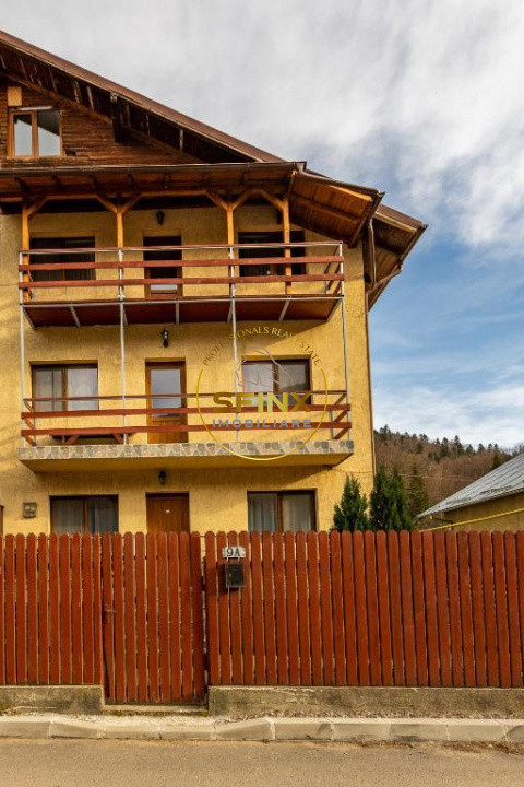 Vânzare duplex cu 10 camere – ideal pentru investiție sau locuință