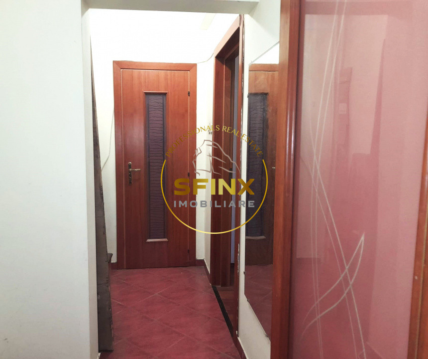 Palatul Ghica-apartam 3 camere decomandat cu vedere spre parc, visavis de scoala