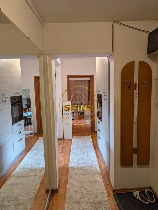 Apartament de 3 camere de vanzare Mosilor 