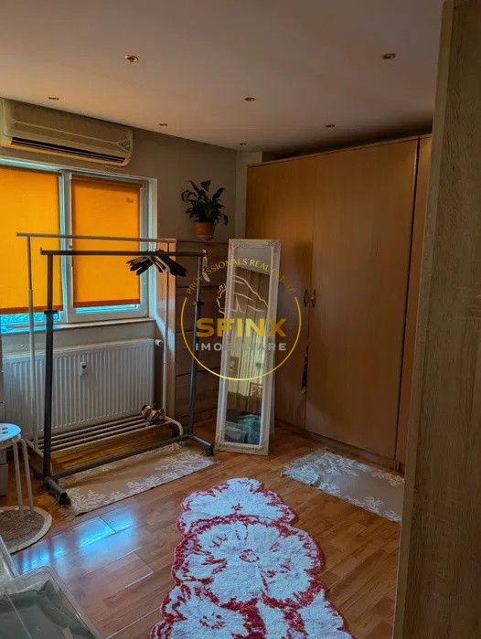 Apartament de 3 camere de vanzare Mosilor 