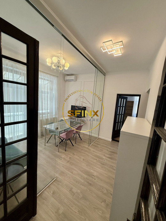 Birou elegant 3 camere in vilă zona Cişmigiu, 3 balcoane