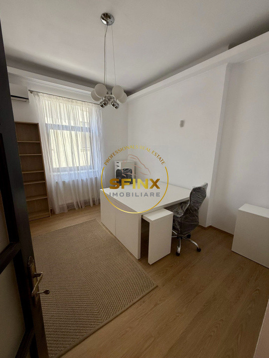 Birou elegant 3 camere in vilă zona Cişmigiu, 3 balcoane