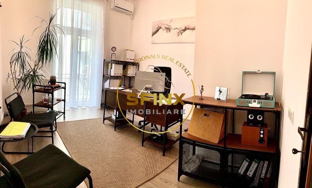 Birou elegant 3 camere in vilă zona Cişmigiu, 3 balcoane