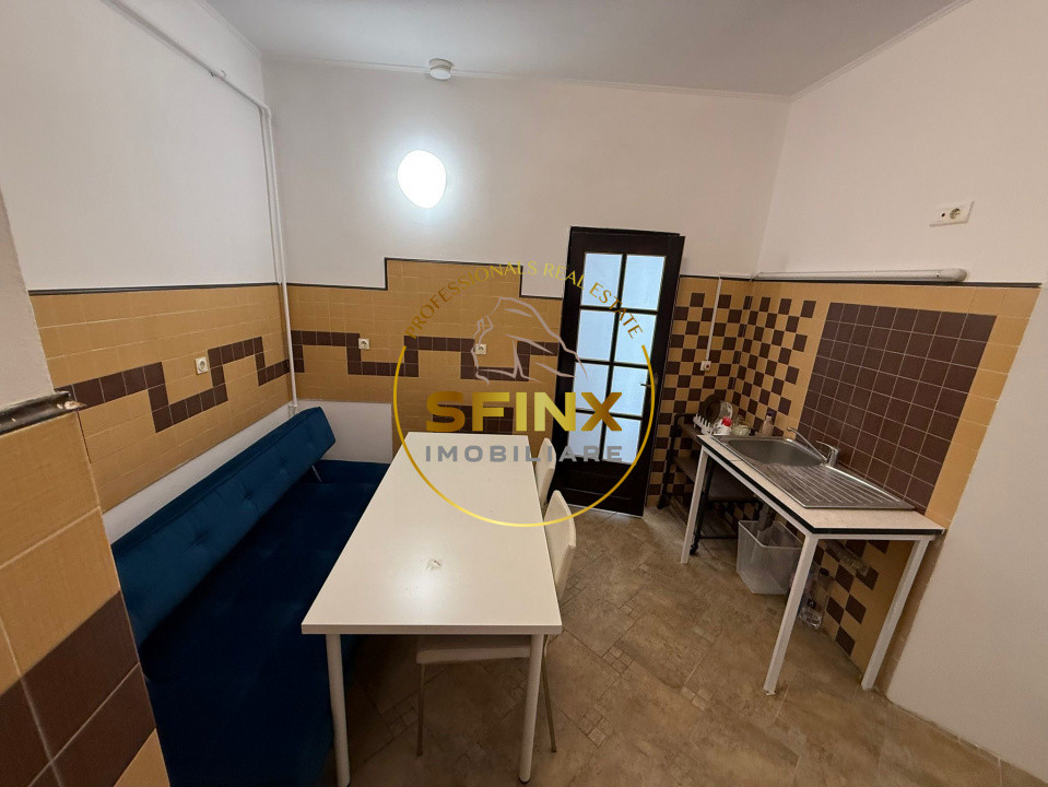Birou elegant 3 camere in vilă zona Cişmigiu, 3 balcoane