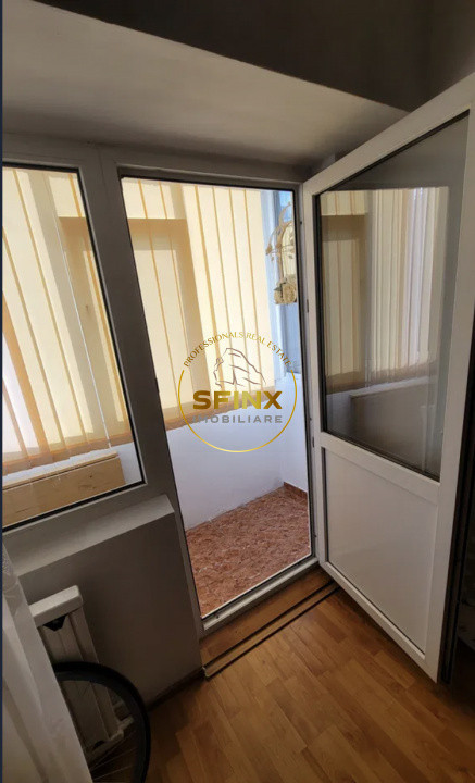 Garsoniera de inchiriat zona Mall Vitan