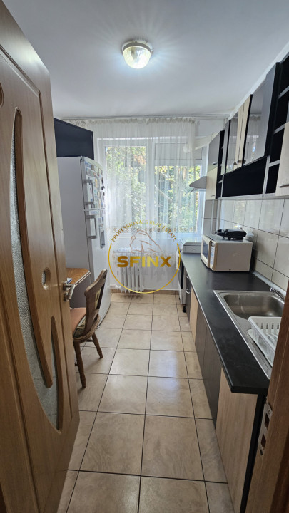 2 camere Titan Minis Costin Georgian metrou parc prima inchiriere