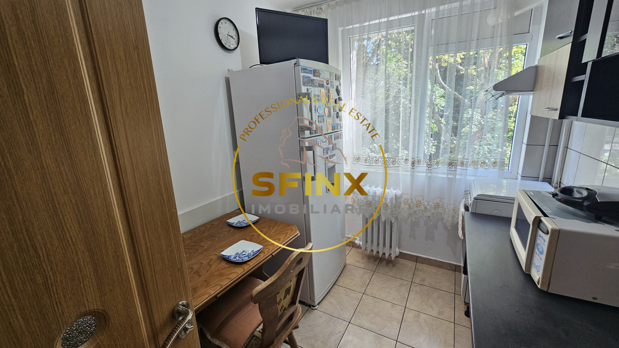 2 camere Titan Minis Costin Georgian metrou parc prima inchiriere