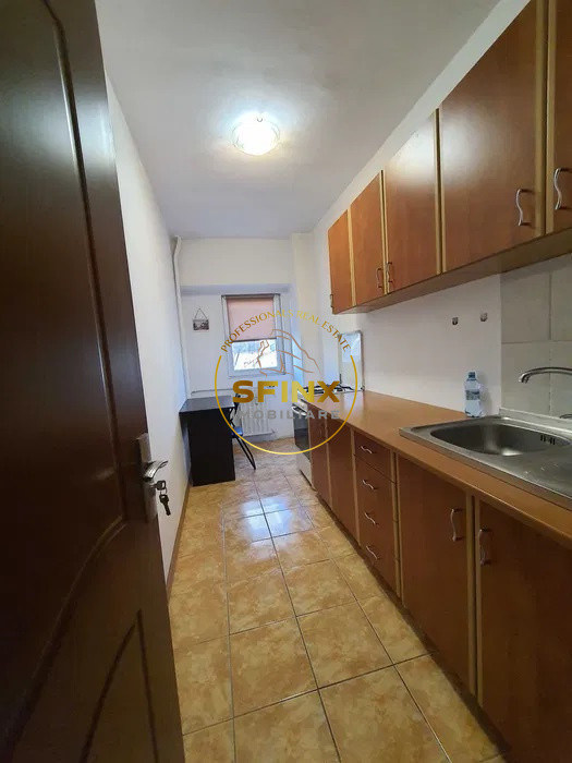 De inchiriat garsoniera spatioasa zona Vitan Mall
