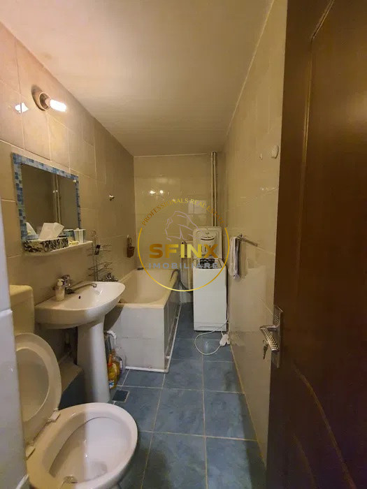 De inchiriat garsoniera spatioasa zona Vitan Mall