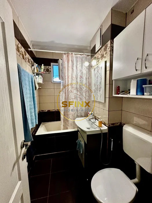 Apartament de 3 camere de vanzare Titan-Liviu Rebreanu