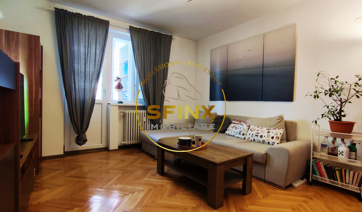 Apartament de 3 camere de vanzare Stefan cel Mare 