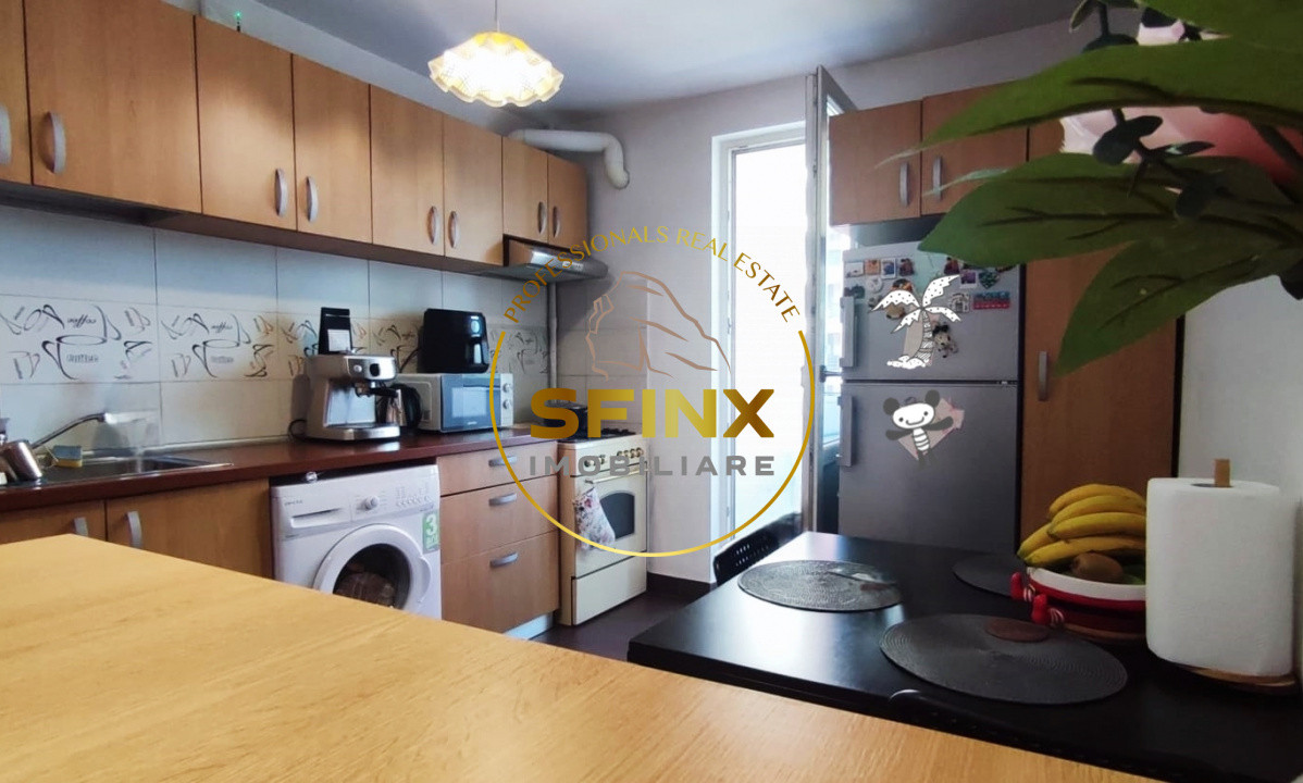 Apartament de 3 camere de vanzare Stefan cel Mare 