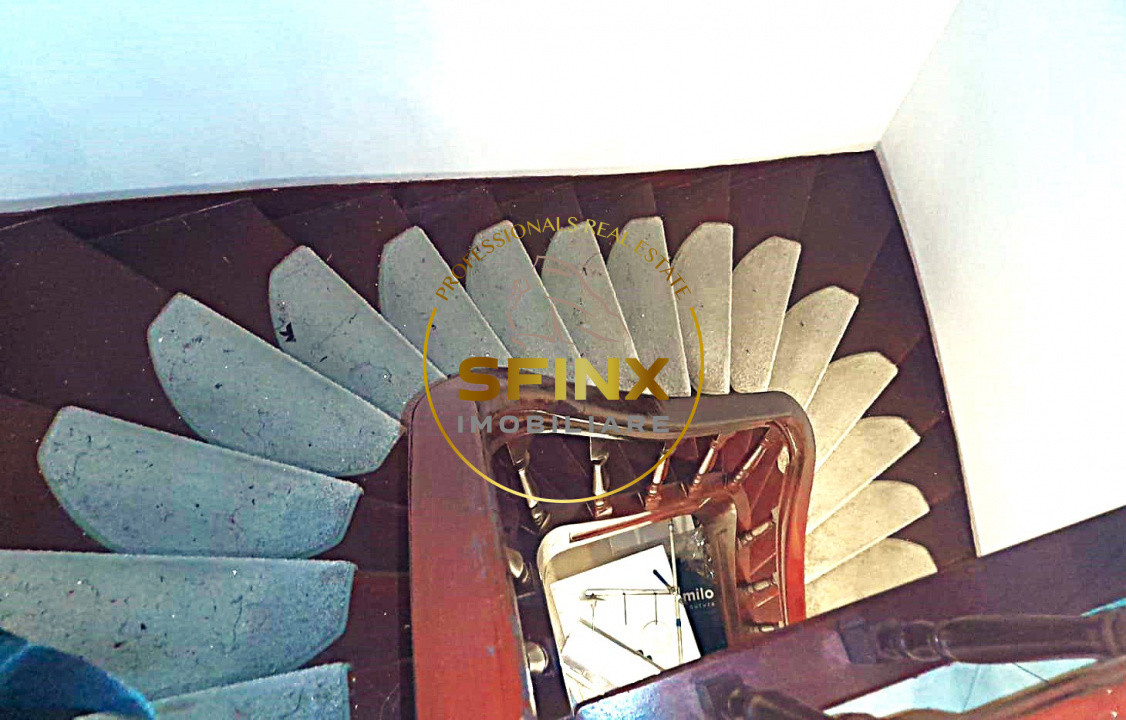 Vanzare zona Armeneasca,Casa eclectica sec XX,curte individuala,3 niveluri 295mp