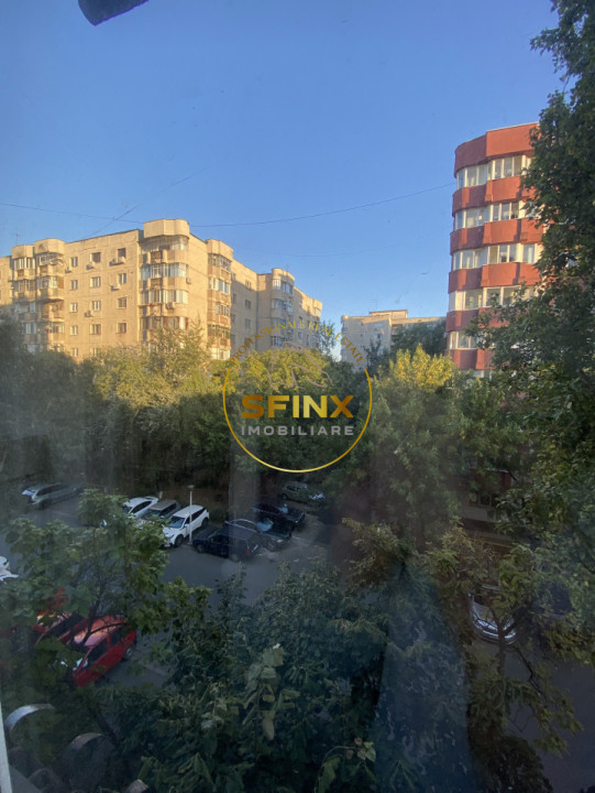 APARTAMENT DE 3 CAMERE DE VANZARE -13 SEPTEMBRIE 
