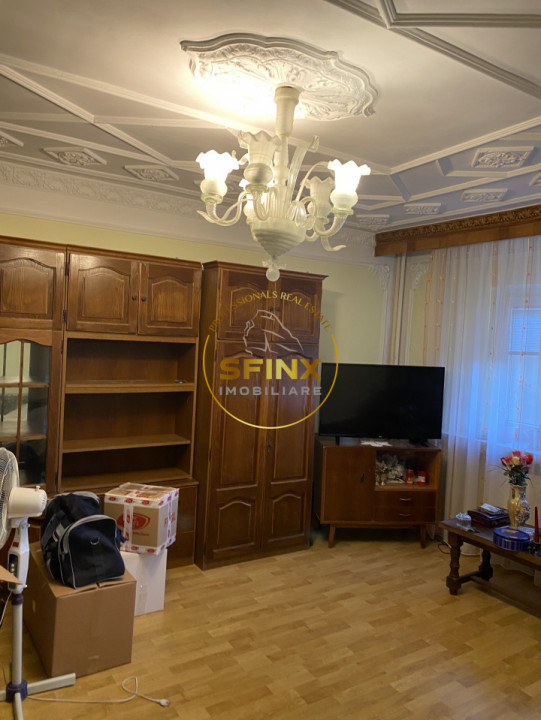 APARTAMENT DE 3 CAMERE DE VANZARE -13 SEPTEMBRIE 