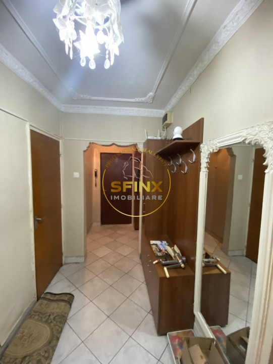 APARTAMENT DE 3 CAMERE DE VANZARE -13 SEPTEMBRIE 