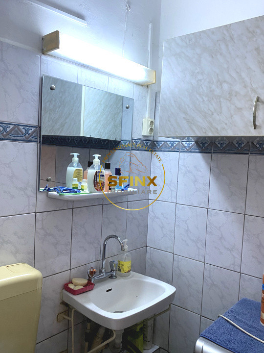 APARTAMENT DE 3 CAMERE DE VANZARE -13 SEPTEMBRIE