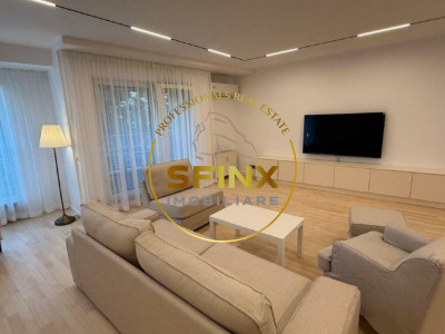 Apartament 3 camere de inchiriat Aviatorilor 137 mp