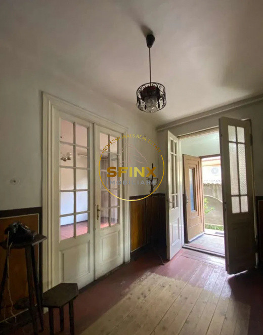 3 camere parter in vila cu curte Bulevardul Decebal Muncii comision 0%