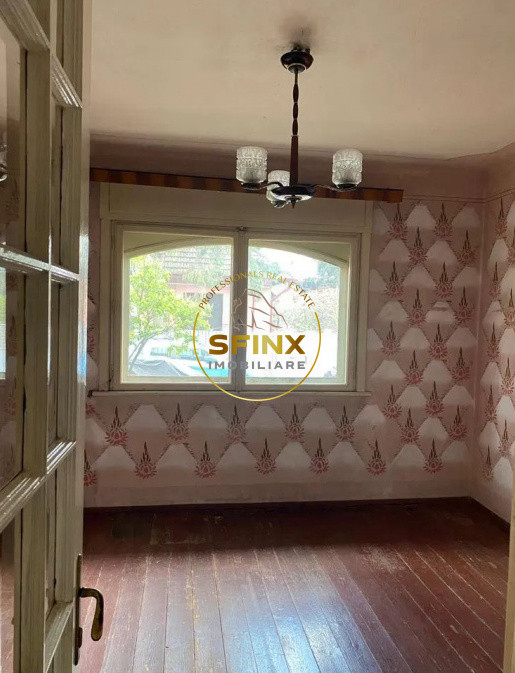 3 camere parter in vila cu curte Bulevardul Decebal Muncii comision 0%
