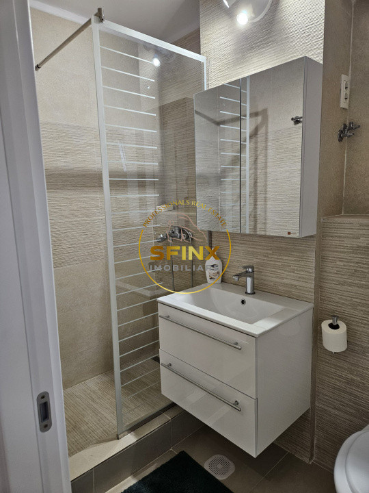 Garsoniera de inchiriat 42 mp zona Piata Alba Iulia