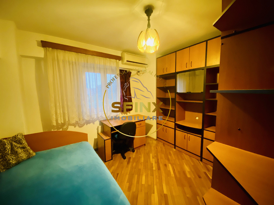 3 camere decomandat de inchiriat Unirii, Metrou, Pet frendly 