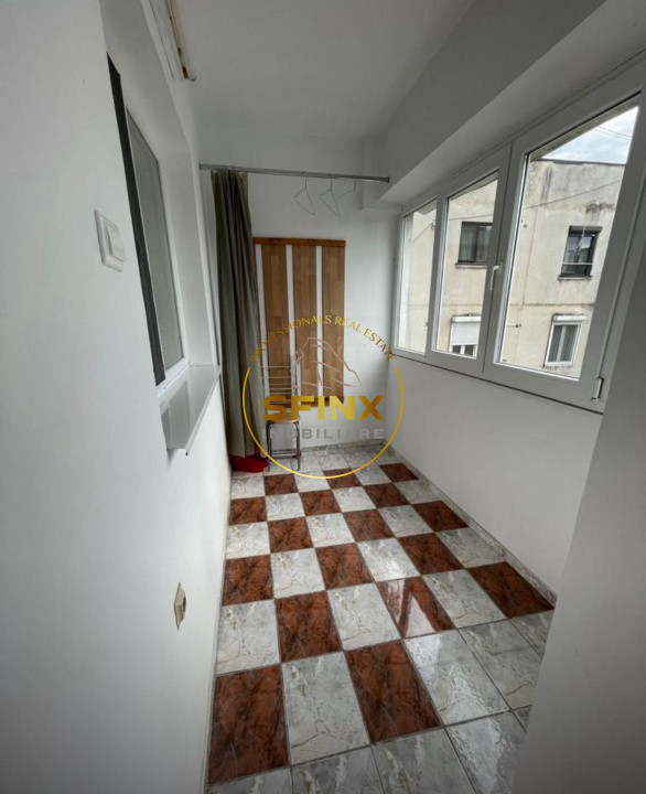 3 camere decomandat de inchiriat Unirii, Metrou, Pet frendly 