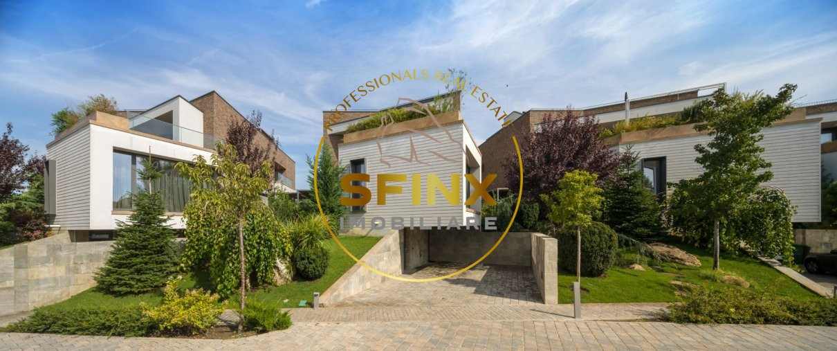 Cambridge School, modern villa in residential compound with interior pool!