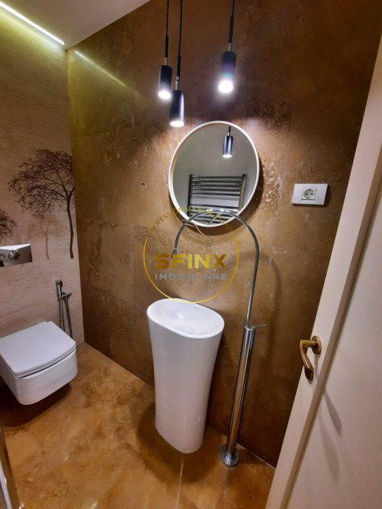 Cambridge School, modern villa in residential compound with interior pool!