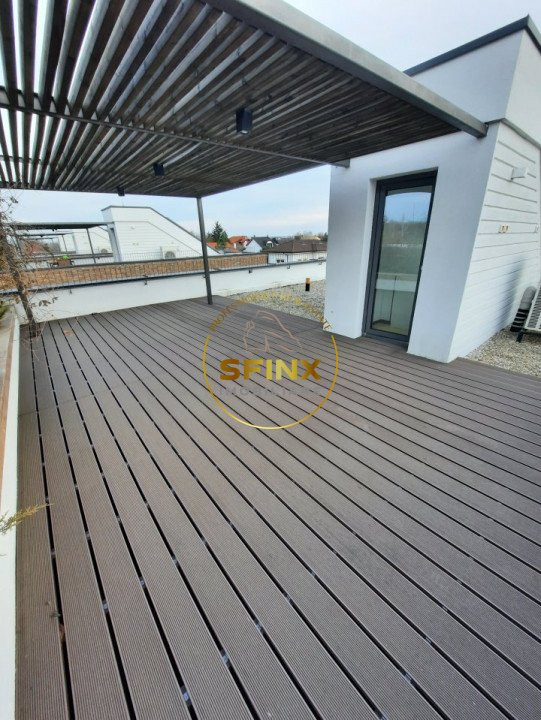 Cambridge School, modern villa in residential compound with interior pool!