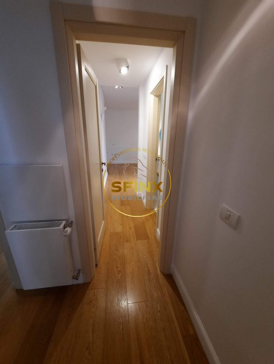 Cambridge School, modern villa in residential compound with interior pool!