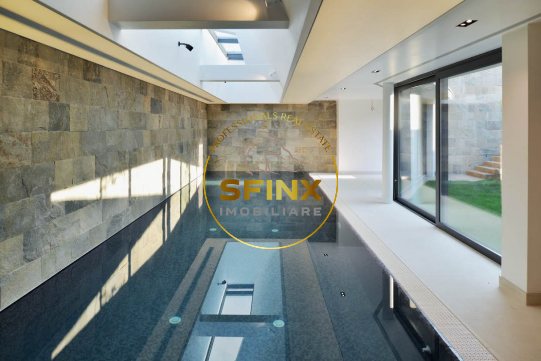 Cambridge School, modern villa in small residential compound with interior pool!