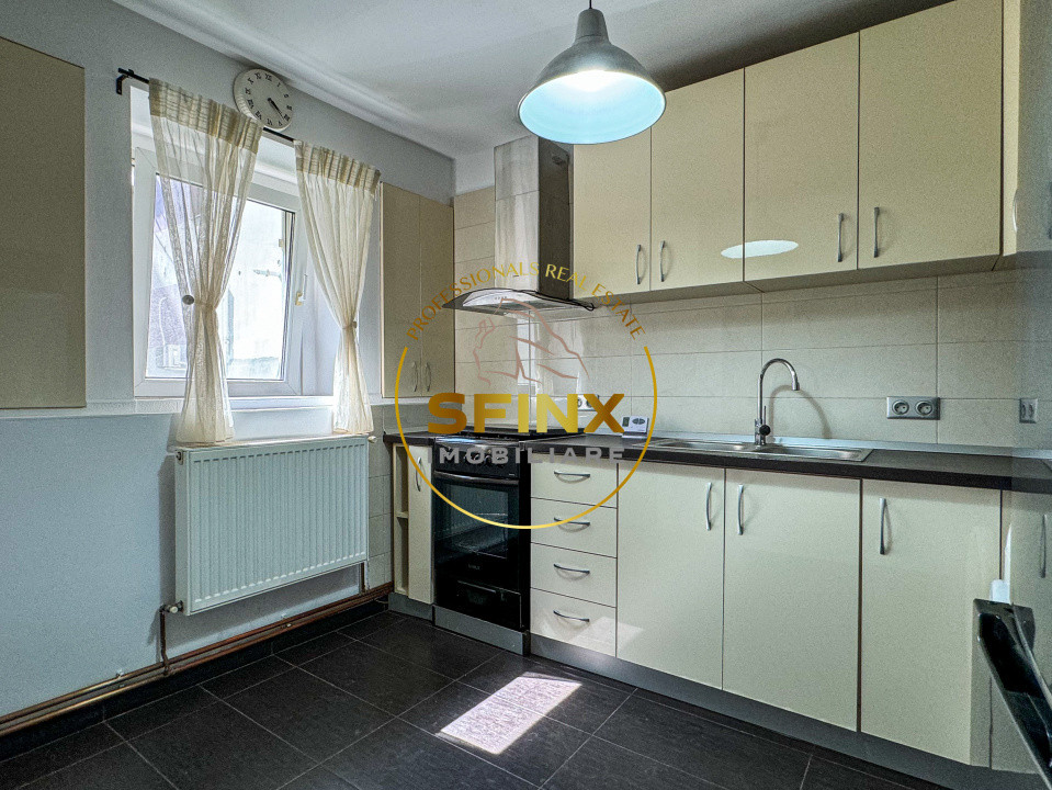 Spatiu/apartament de inchiriat–etaj 1 de casa / DOROBANTI