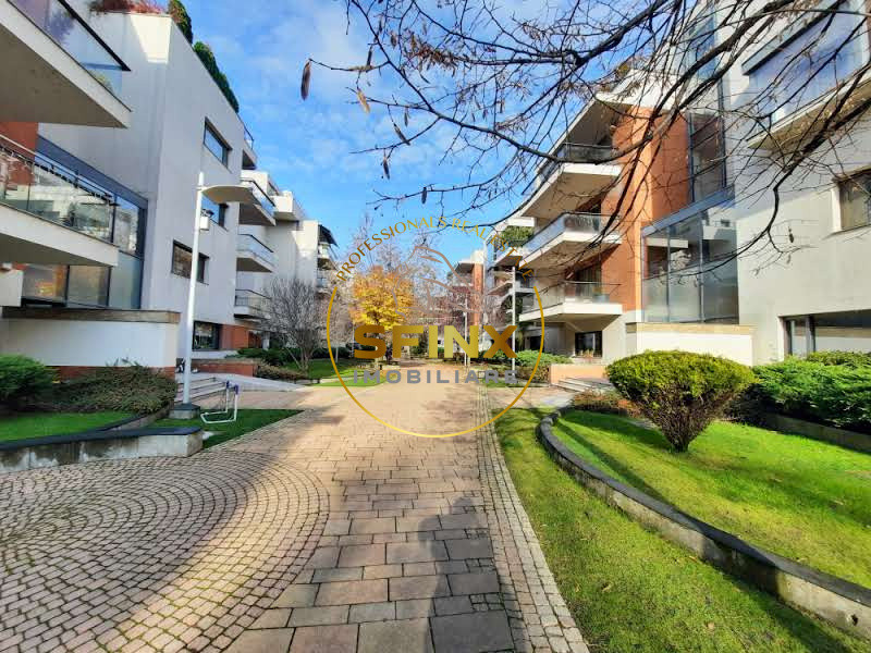 Washington Residence, pet friendly 4 room apartment, 2 terraces, parking