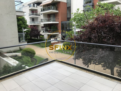Washington Residence, 4 room apartment with 2 terraces, storage and parking