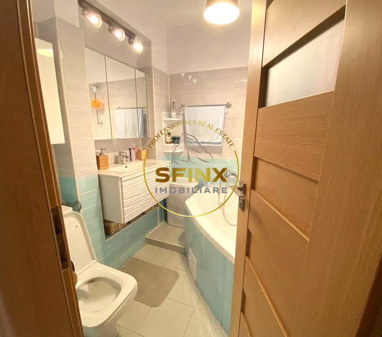 De vanzare apartament de 3 camere zona Stefan cel Mare-Lizeanu