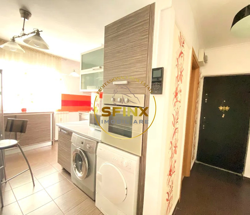 De vanzare apartament de 3 camere zona Stefan cel Mare-Lizeanu