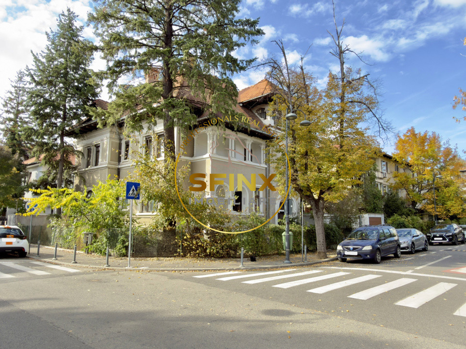 Vilă interbelică deosebită | 394 mp teren | 20 camere | Primăverii 